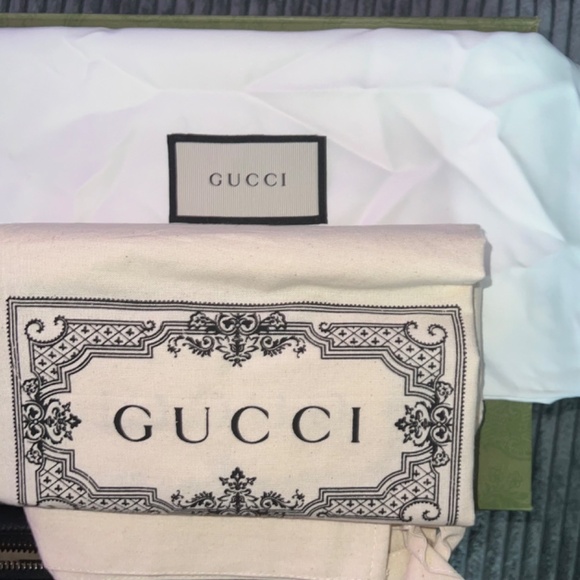 GUCCI GG Marmont Super Mini Matelasse Leather Shoulder Bag  GG Marmont matelassé mini bag